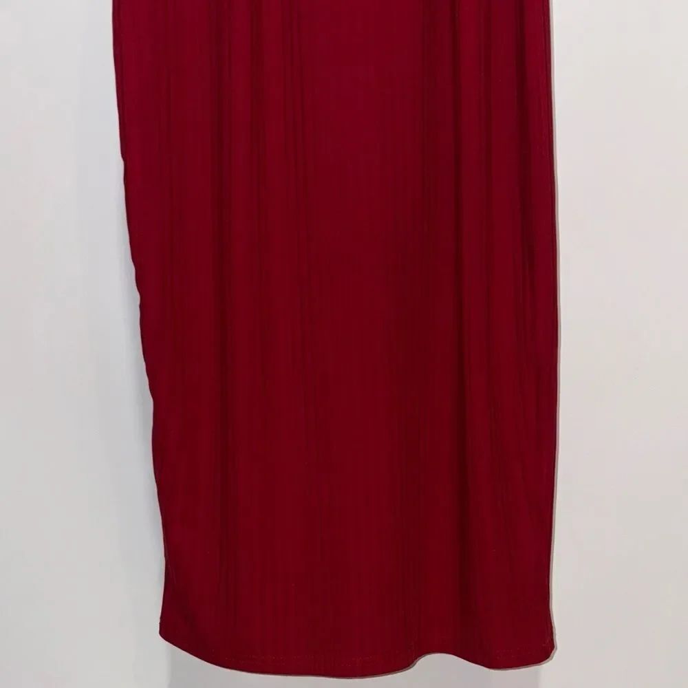 Chic Strapless Red Dress - Picture 8 of 9